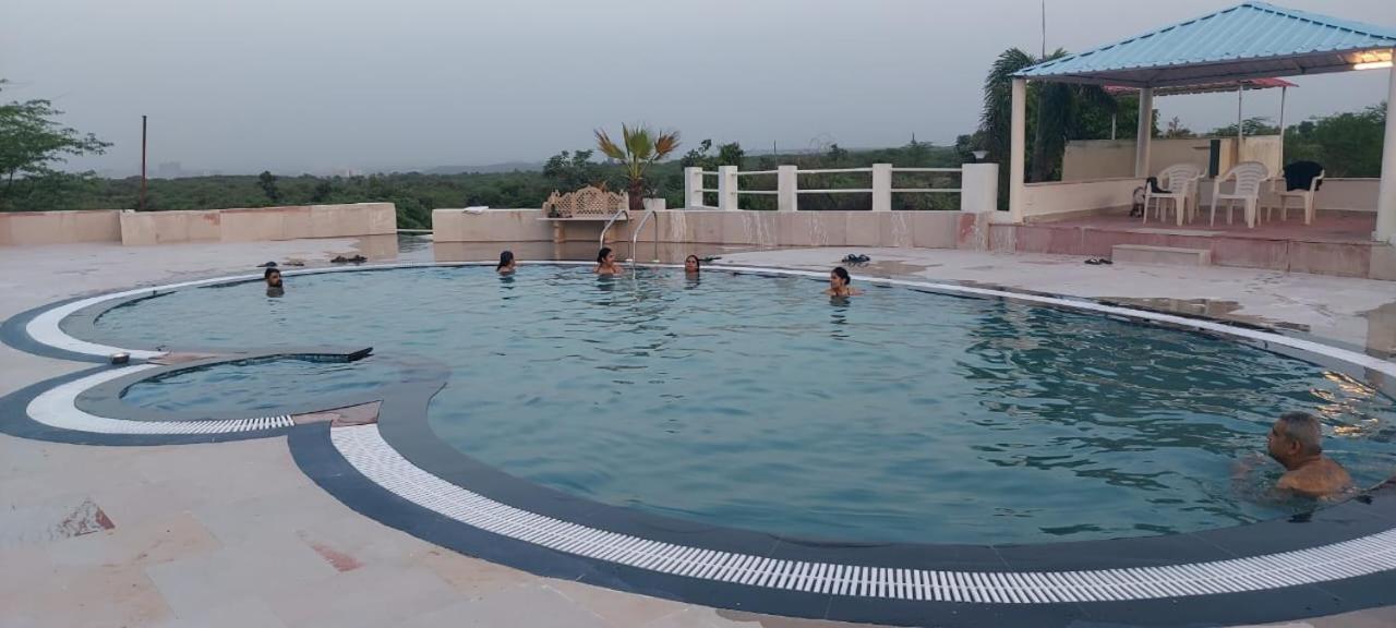 Villa Aravali Hill View Estate Gurgaon Exterior foto
