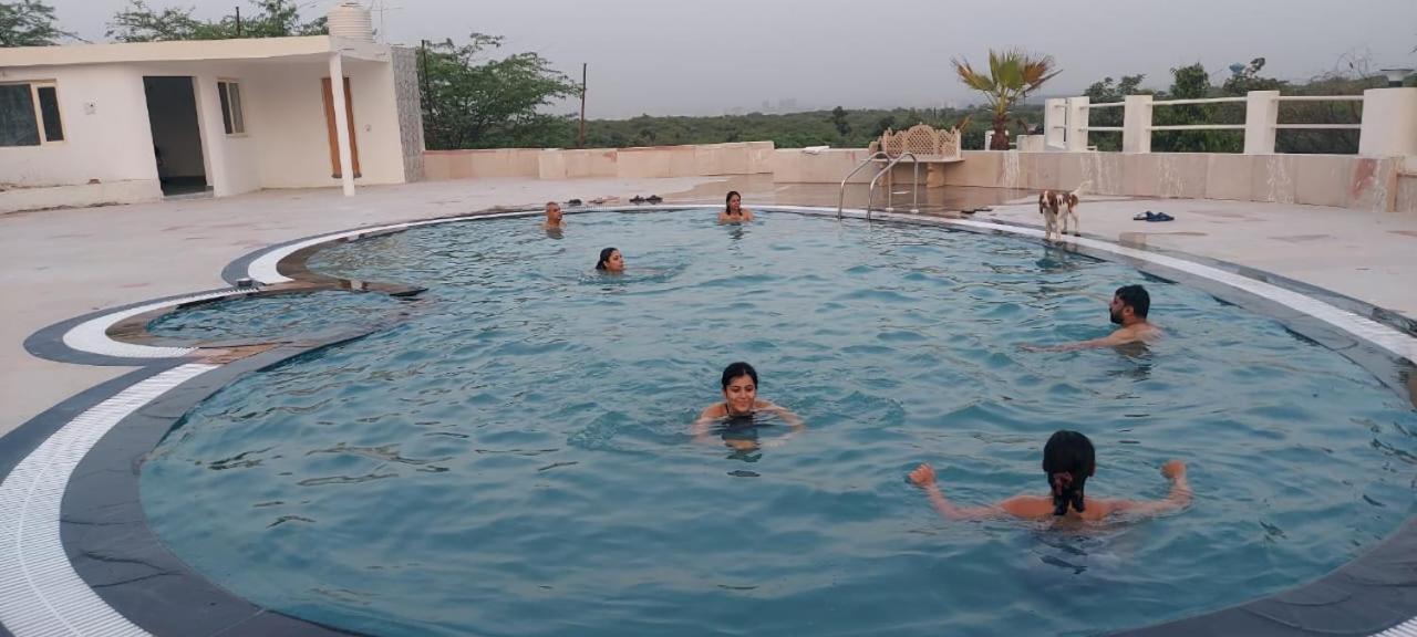 Villa Aravali Hill View Estate Gurgaon Exterior foto