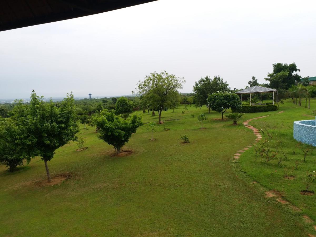 Villa Aravali Hill View Estate Gurgaon Exterior foto